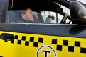 Принимать работать в такси теперь могут лишь водителей со стажем не менее трех лет.