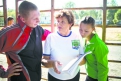 Галина Хритова знакомит своих учеников с планом занятий.