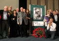 В конце вечера актеры вышли на сцену и у портрета Леонида Гайдая сделали групповой снимок.