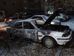 Пиромана из Белогорска будут судить: мужчина за год поджег несколько автомобилей и строений