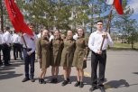 Шестьдесят вальсирующих и знаменная группа: в АмГУ встречают День Победы