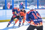 Амурские пожарные с большим отрывом по очкам обыграли китайских коллег на турнире по хоккею