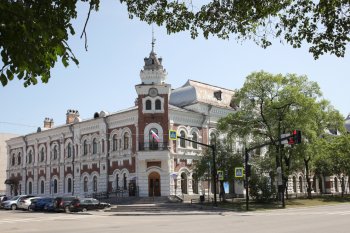 Рассекреченная полка: амурский музей показал уникальные экспонаты из своих фондохранилищ