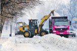 С начала снегопада с улиц Благовещенска вывезли 4 тысячи тонн снега