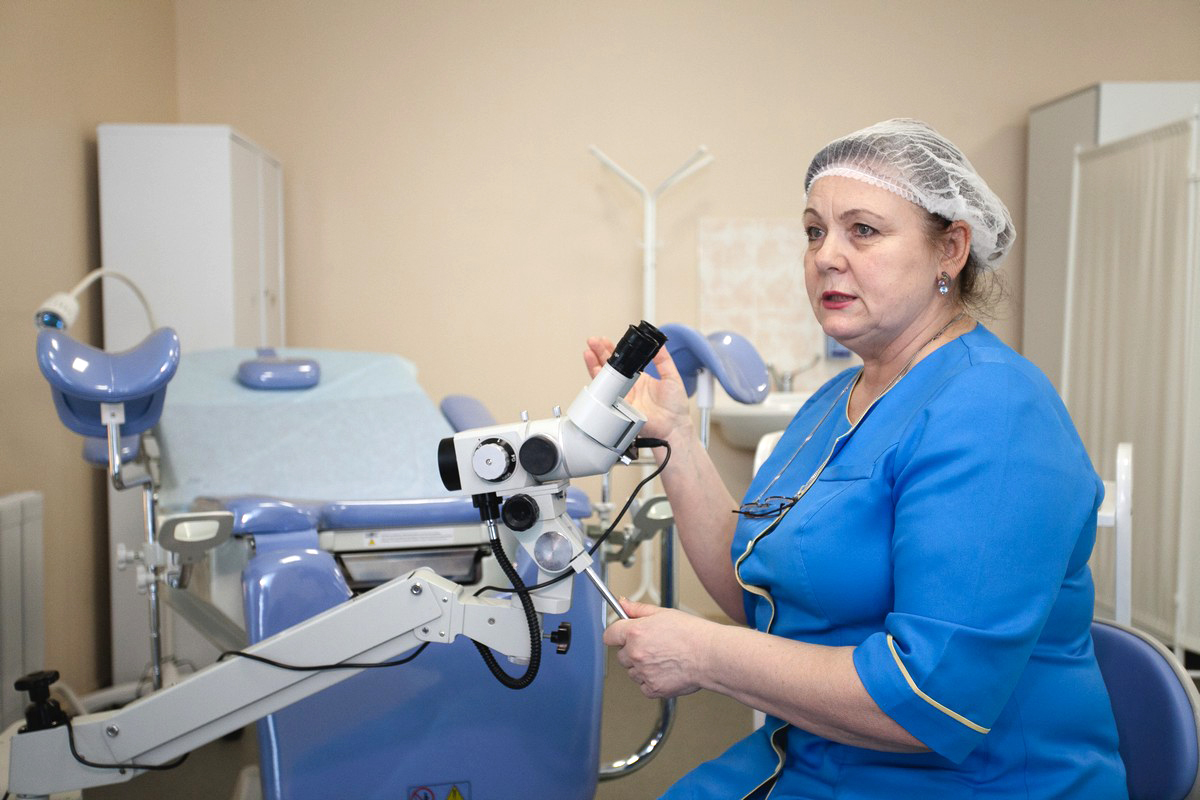 Видеокольпоскоп может диагностировать рак шейки матки на ранних стадиях. Фото: С. Лазовский