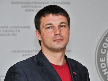 Единороссы выдвинут на пост спикера замначальника ГКУ «Амурупрадор» Константина Дьякова. Фото: zsamu