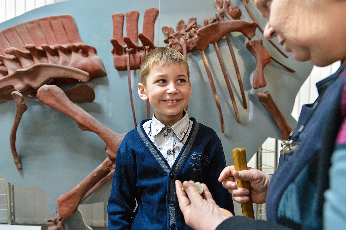 Каждый второй ребенок после посещения музея мечтает стать палеонтологом.
