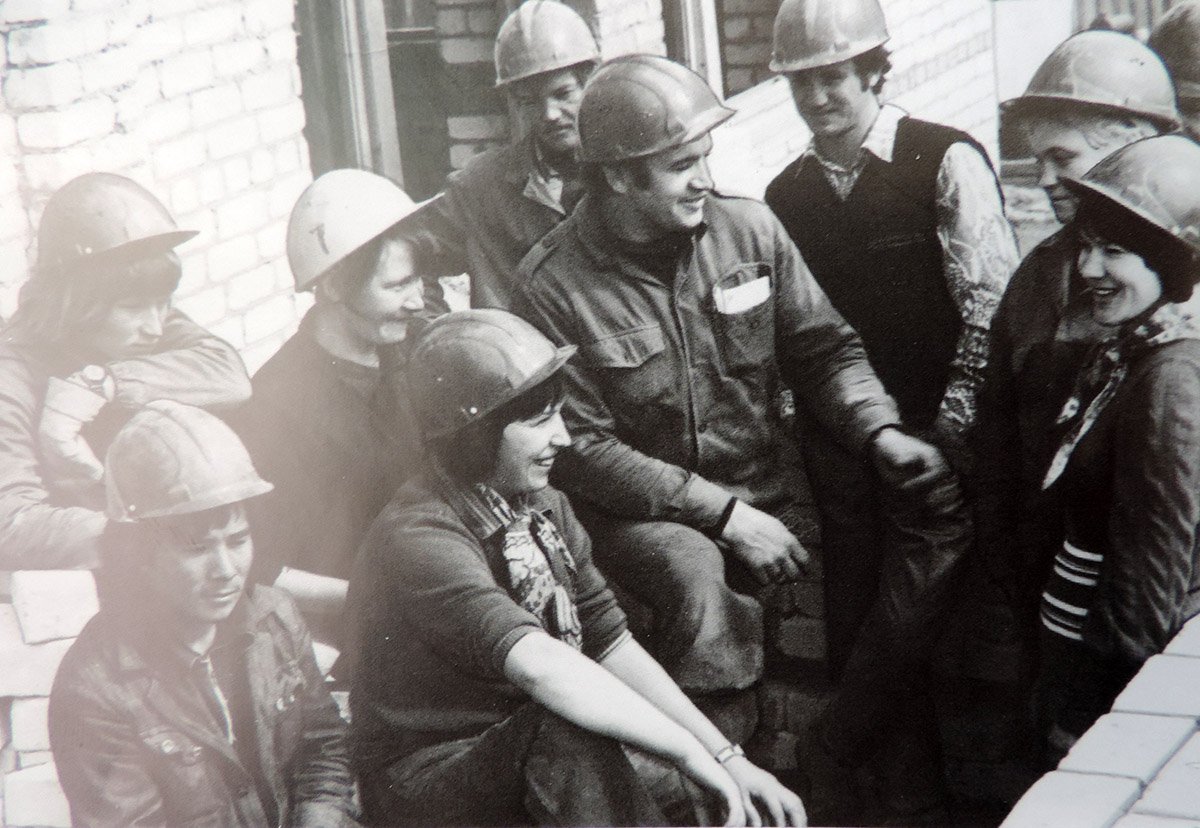 Бригада каменщиков Мучицына. Тында, 1976 год.