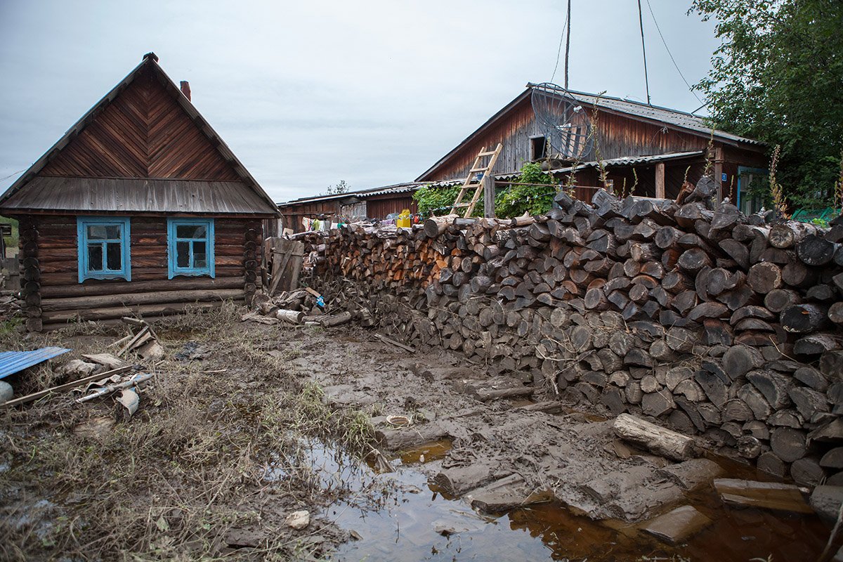 Пострадавшие от наводнения будут обрабатывать препаратом свои дома. Фото: Игорь Агеенко (архив)