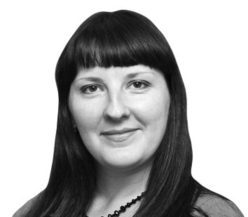 Бразильские страсти по футболу / Сегодня, 12 июня, в Бразилии стартует чемпионат мира по футболу. Просматриваю расписание — увы, нам, дальневосточникам, как всегда «везет» на прямые трансляции. По нашему, амурскому времени большая часть игр состоится глубокой ночью или ранним утром. Но все равно чувствую, что на ближайший месяц спортивные каналы станут для меня самыми любимыми.