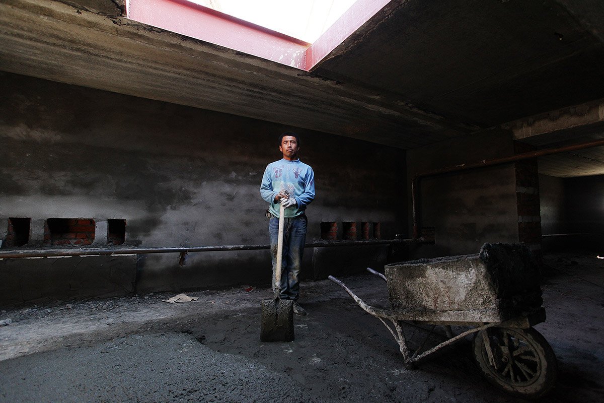 В этом году в области трудятся более 12 тысяч иностранцев. Фото: Сергей Лазовский