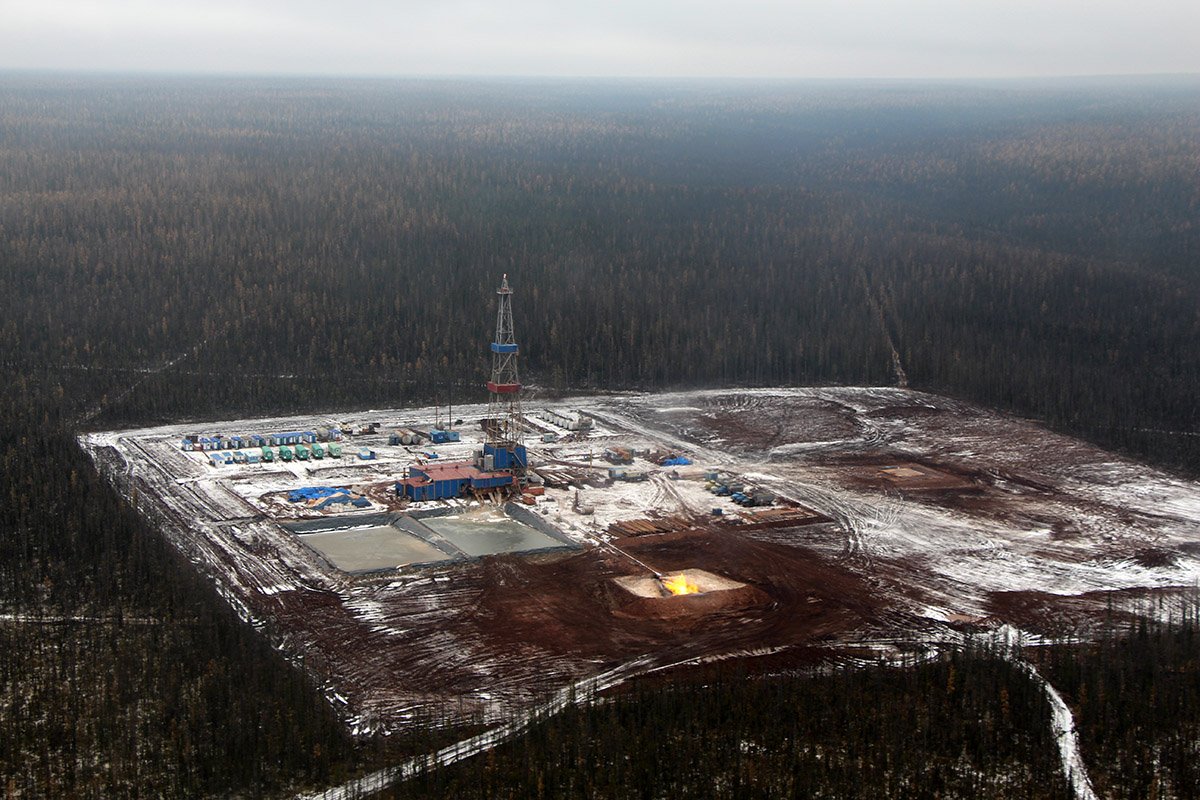 Разведочная скважина № 321-81 Чаяндинского НГКМ.