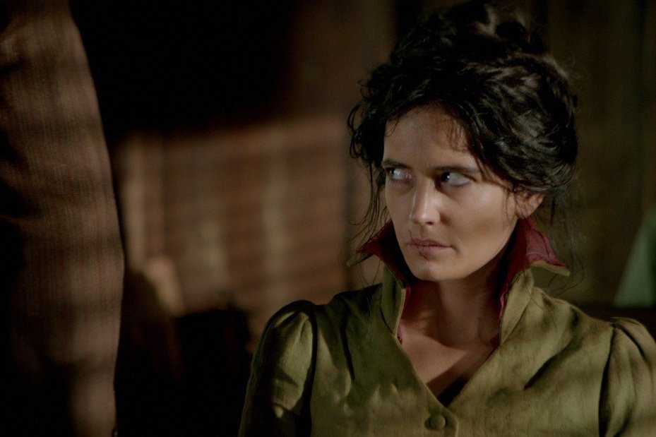 Кадр из фильма «Спасение». Фото: kinopoisk.ru