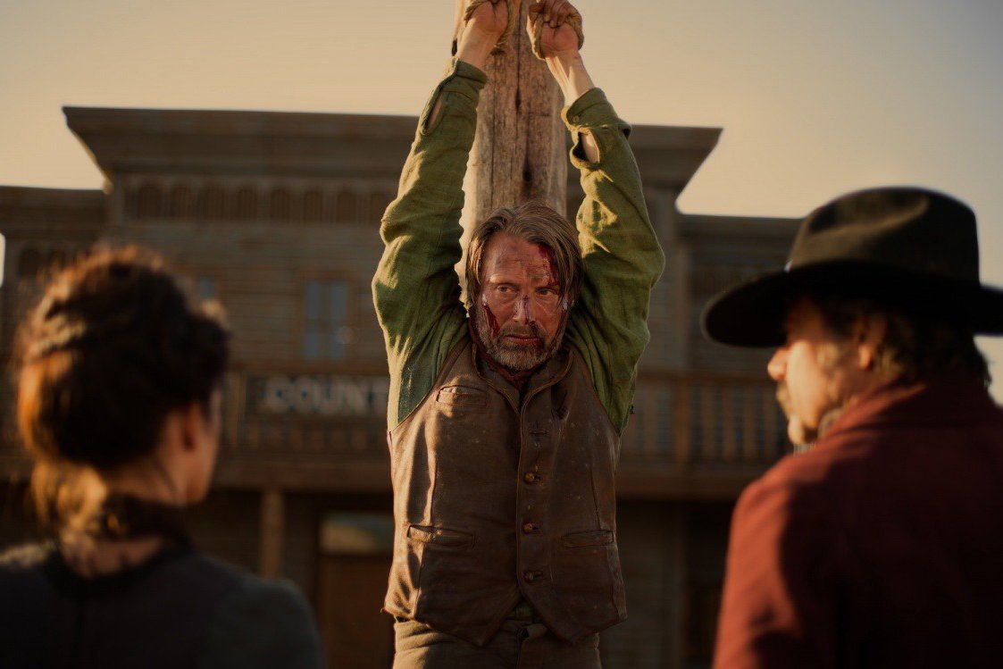 Кадр из фильма «Спасение». Фото: kinopoisk.ru