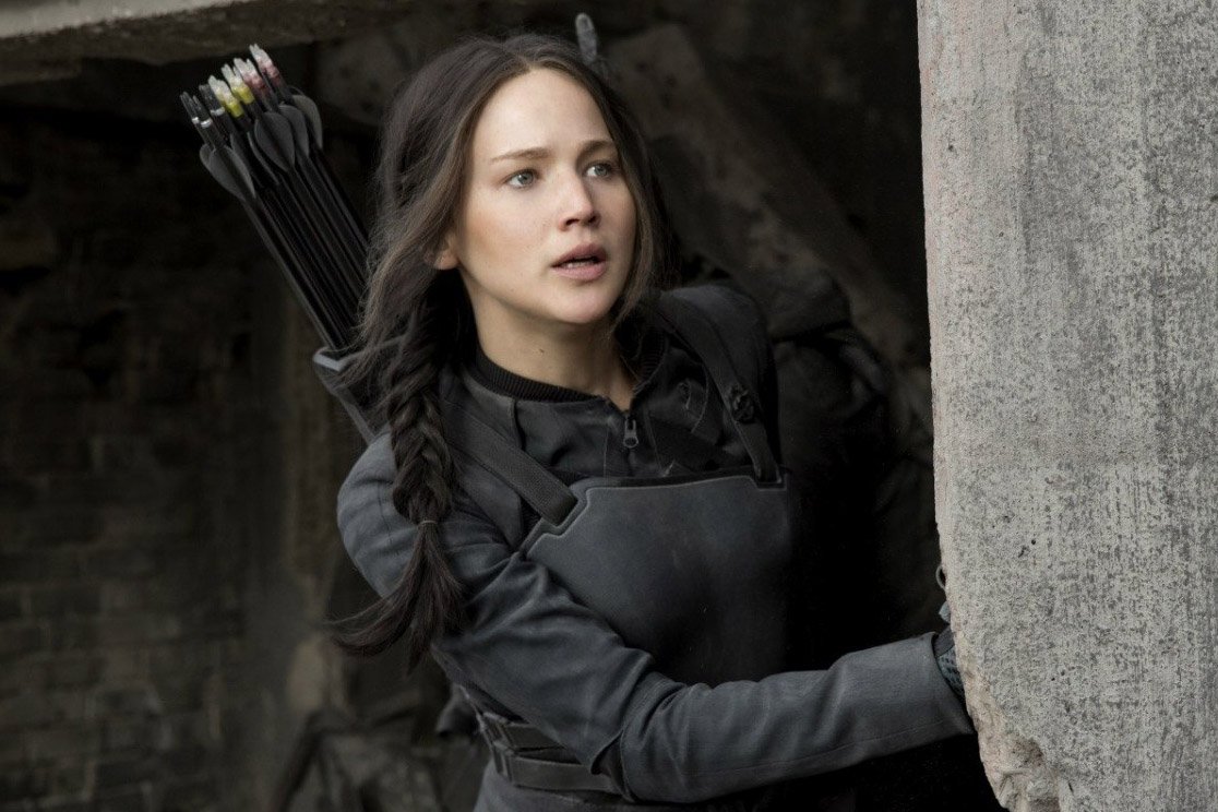 Кадр из к/ф «Голодные игры: Сойка-пересмешница. Часть I». Фото: kinopoisk.ru