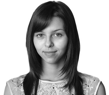 Спорт перед телевизором / Все началось с того, что однажды наши традиционные посиделки с друзьями пошли не по привычному сценарию. Давно полюбившийся всем план отдыха в виде застолья, песен под гитару, покера и монополии нарушила четвертая Sony PlayStation. Игрушку муж на вечер одолжил у младшего брата, обеспечив старшекласснику полноценный выходной в реальности, а не на экране монитора.