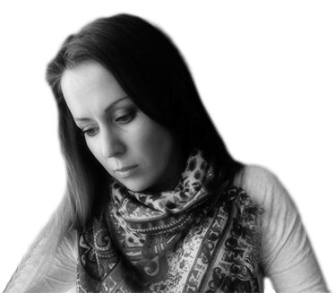 Знаем ли мы, что такое горе? / Знаем ли мы, что такое горе? Г.О.Р.Е. — от первой до последней буквы. От первой до последней слезинки… Горе такое, когда и жить нельзя, и умереть невозможно. Когда должны течь слезы, а их уже нет и они действительно душат. Душат так, что каждый вздох — как последний, и ты пытаешься его втянуть в себя как можно глубже, а воздуха все равно не хватает.