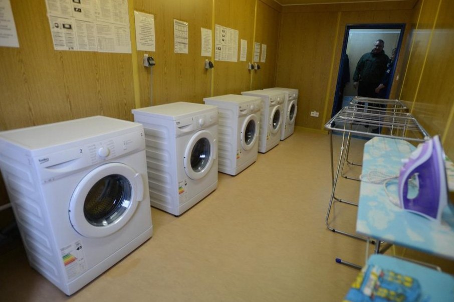 Бытовая комната в городке для студентов. Фото: Дмитрий Рогозин (Twitter.com)