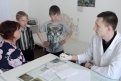 Ради детей приехали врачи редких для поселка специальностей.