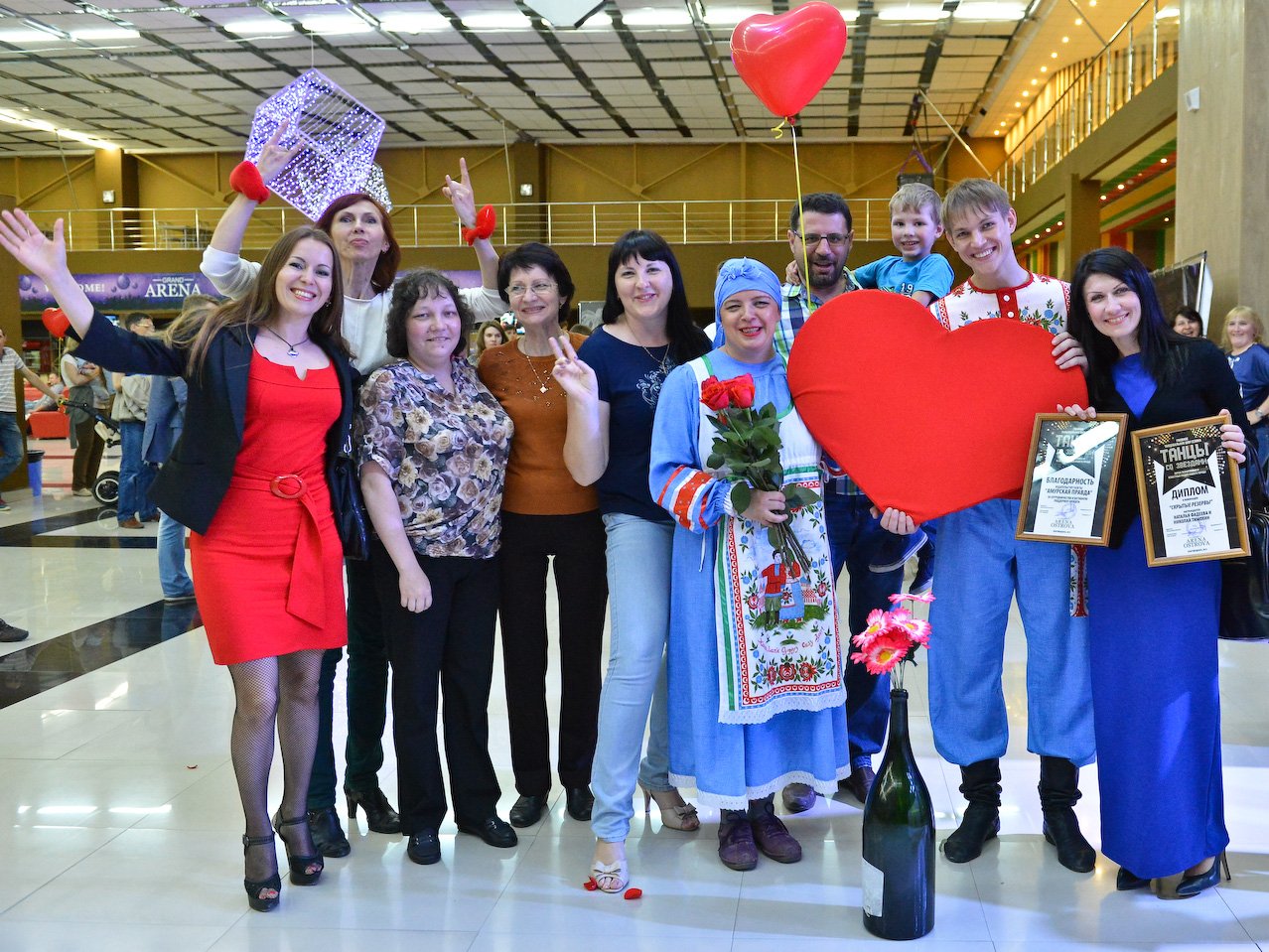 Наша Наташа и группа поддержки - коллектив АП!