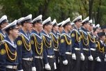 Будущие моряки надели гюйсы
