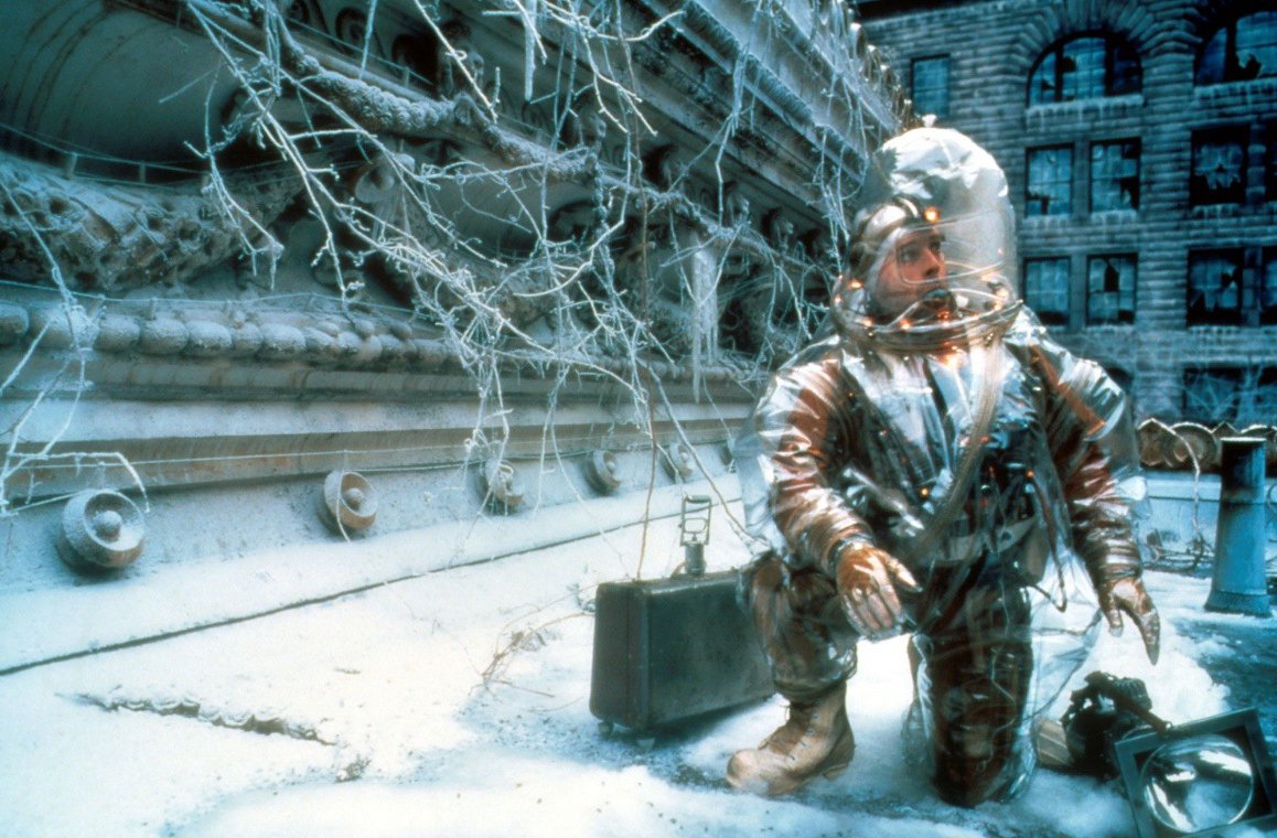 Кадр из к/ф «12 обезьян»