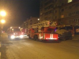 50 человек эвакуировали пожарные из горящей многоэтажки в Благовещенске