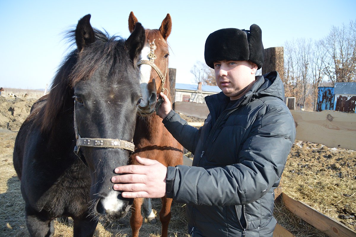 В сельское хозяйство Вячеслав пришел из городского офиса.