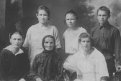 Ершовы слева направо: Варвара, Елена, Григорий, Надежда, Екатерина, Софья. Из архива А. Ранской