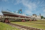 Амурские судостроители спустили на воду артиллерийский катер
