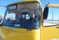 Водитель автобуса маршрута № 11 Андрей Таранов жалеет студентов и иногда возит их бесплатно.