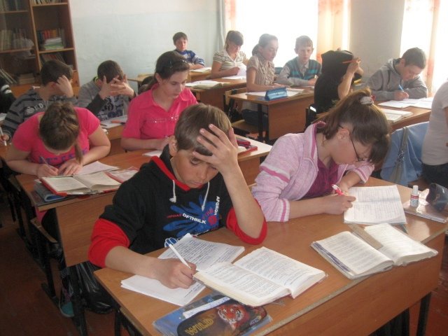 Фото: Школа № 3 поселка Магдагачи.