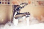 Соцзащита Райчихинска отказалась оплачивать льготникам горячую воду летом