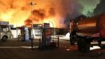 В Благовещенске 36 автомобилей сгорели на автостоянке из-за короткого замыкания