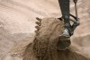 Благовещенец незаконно накопал песка на 7 миллионов рублей