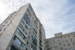 В столице Приамурья с пятого этажа выпал молодой человек