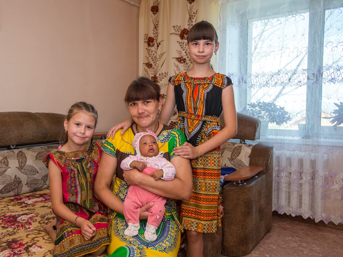 Жених-африканец попросил назвать свою внебрачную дочь Мариеттой.