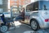 Благовещенское такси начнет возить колясочников на японских спецавтомобилях