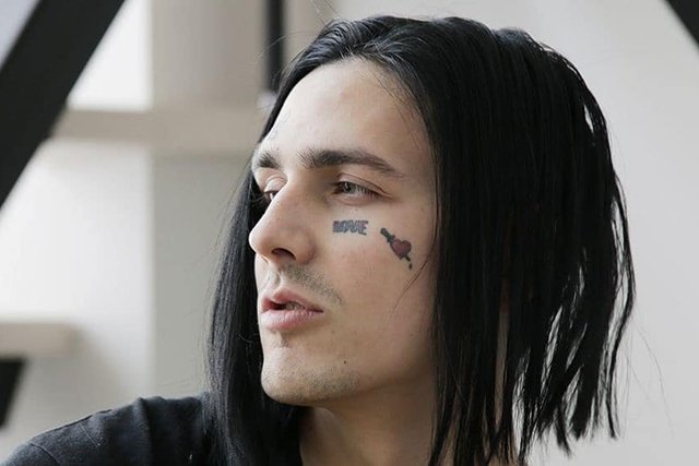 Фото: www.vladtime.ru Автор хита «Юморист» рэпер Face выступит в Благовещенске / Рэпер Face выступит в Благовещенске. Его концерт пройдет 25 июня на Grand Arena Ostrova. «Большой концерт Фейса — это хиты со всех альбомов в одной программе. Тур 2019 охватывает практически всю Россию и ближнее зарубежье», — говорится на официальном сайте продажи билетов на концерт молодого рэпера.