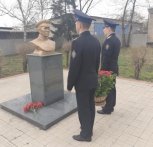 Амурские чекисты почтили память героя из Ивановки