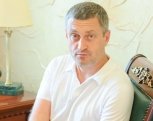 Эдуард Янаков: «Кто-то вступает в Народный фронт, кто-то воюет лежа на диване»
