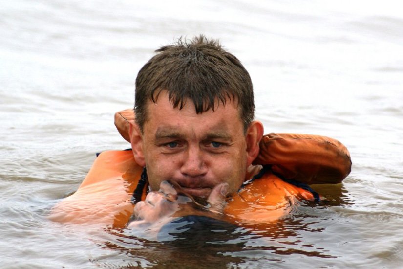 Олег Комаров «Спасатель»