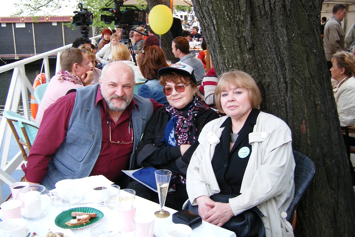 С Ниной Дорошиной (Надюха). Фото из личного архива Гуркиных