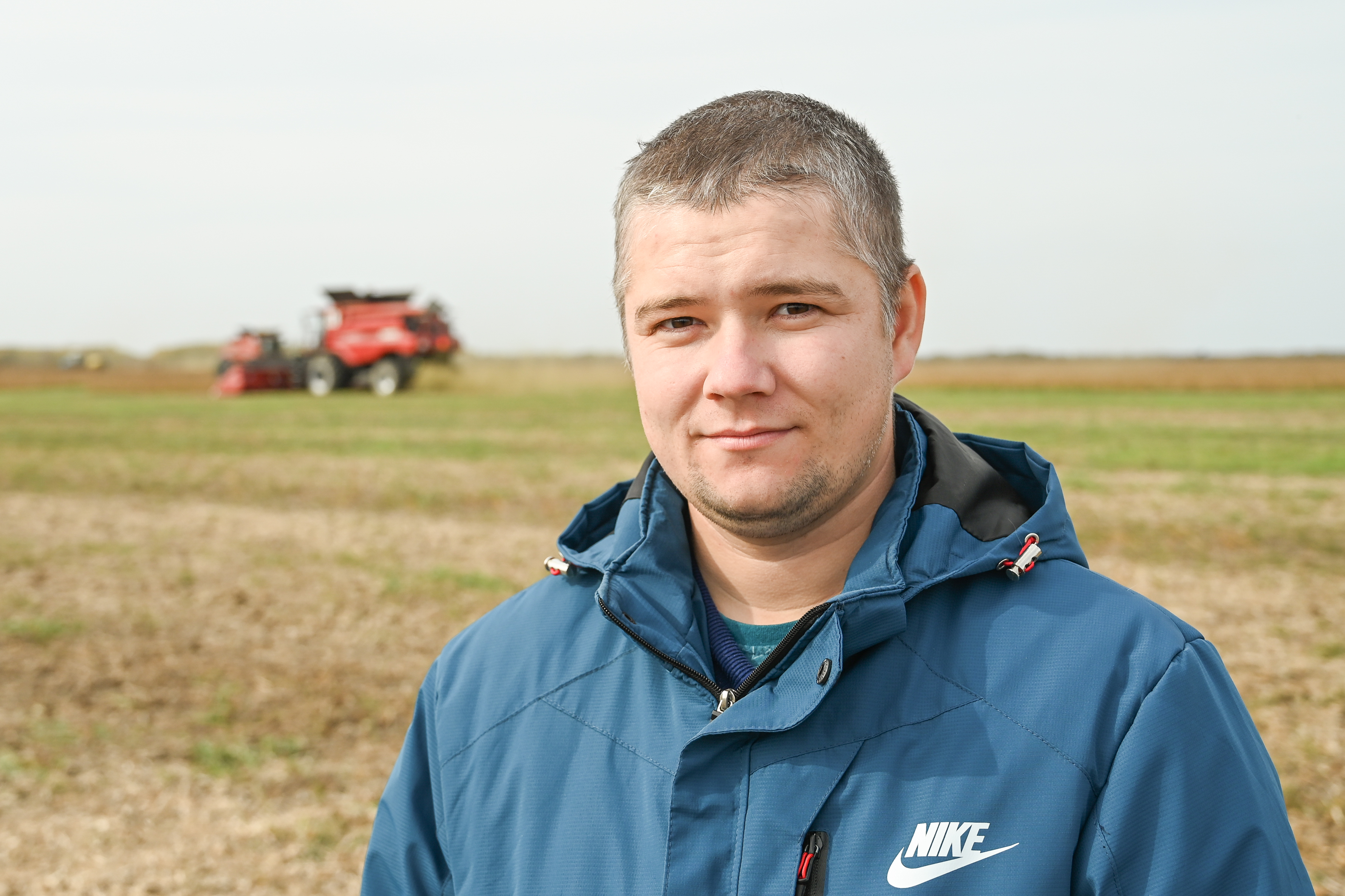Евгений Косицын вернулся работать в родное село. Фото Алексея Сухушина.