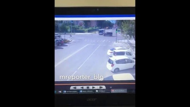 Тройное ДТП на Б. Хмельницкого – Зейской в Благовещенске. Видео: @mreporter_blg
