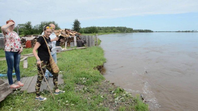 Глава Мазановского района инспектирует подтопленные паводком села