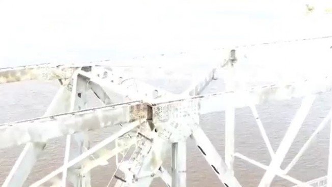 Квадрокоптер снял дефект в конструкции моста через Зею