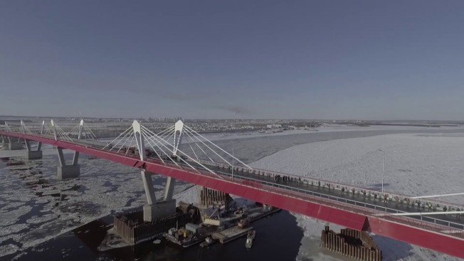 В Благовещенске финишировало строительство трансграничного моста через Амур. Видео Минвостокразвития