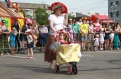 В День защиты детей благовещенские мамы и папы посостязались в оформлении детских колясок.