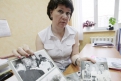 Газетные вырезки напоминают  Любови Сербиенко, что ее появление на свет  стало событием для города.